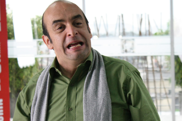 Álvaro Bayona interpreta a Martín Álvaro Bayona interpreta a Martín