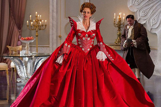 Blancanieves (Mirror, Mirror) Blancanieves (Mirror, Mirror)