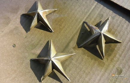 Convierte las latas de gaseosa en estrellas de navidad Convierte las latas de gaseosa en estrellas de navidad