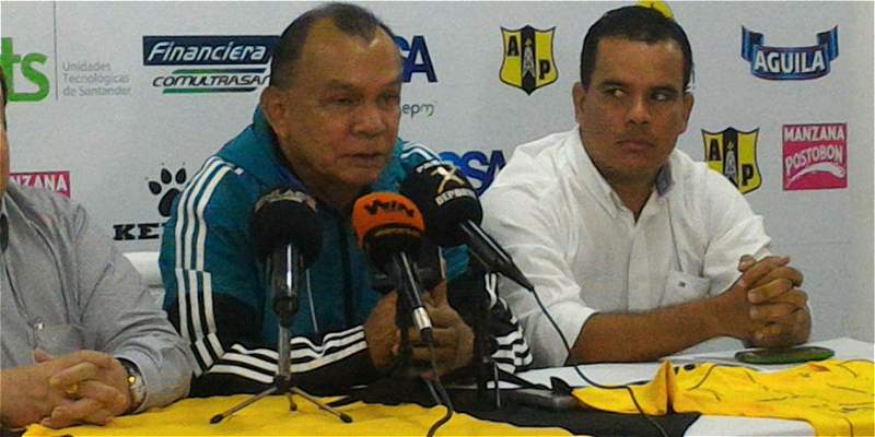 Jorge Luis Bernal es nuevo técnico de Alianza Petrolera Jorge Luis Bernal es nuevo técnico de Alianza Petrolera