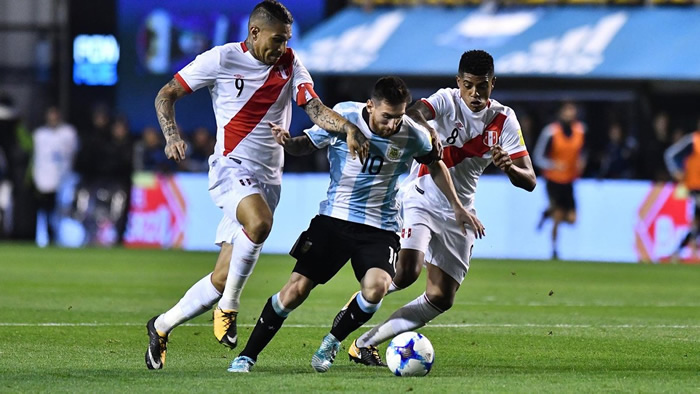 Paolo Guerrero habría dado positivo en control antidoping en el partido frente a Argentina Paolo Guerrero habría dado positivo en control antidoping en el partido frente a Argentina